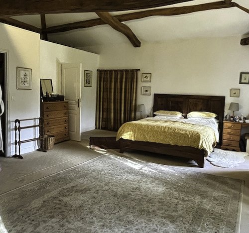 12 bedroom gite in Vinax, Charente-Maritime, France