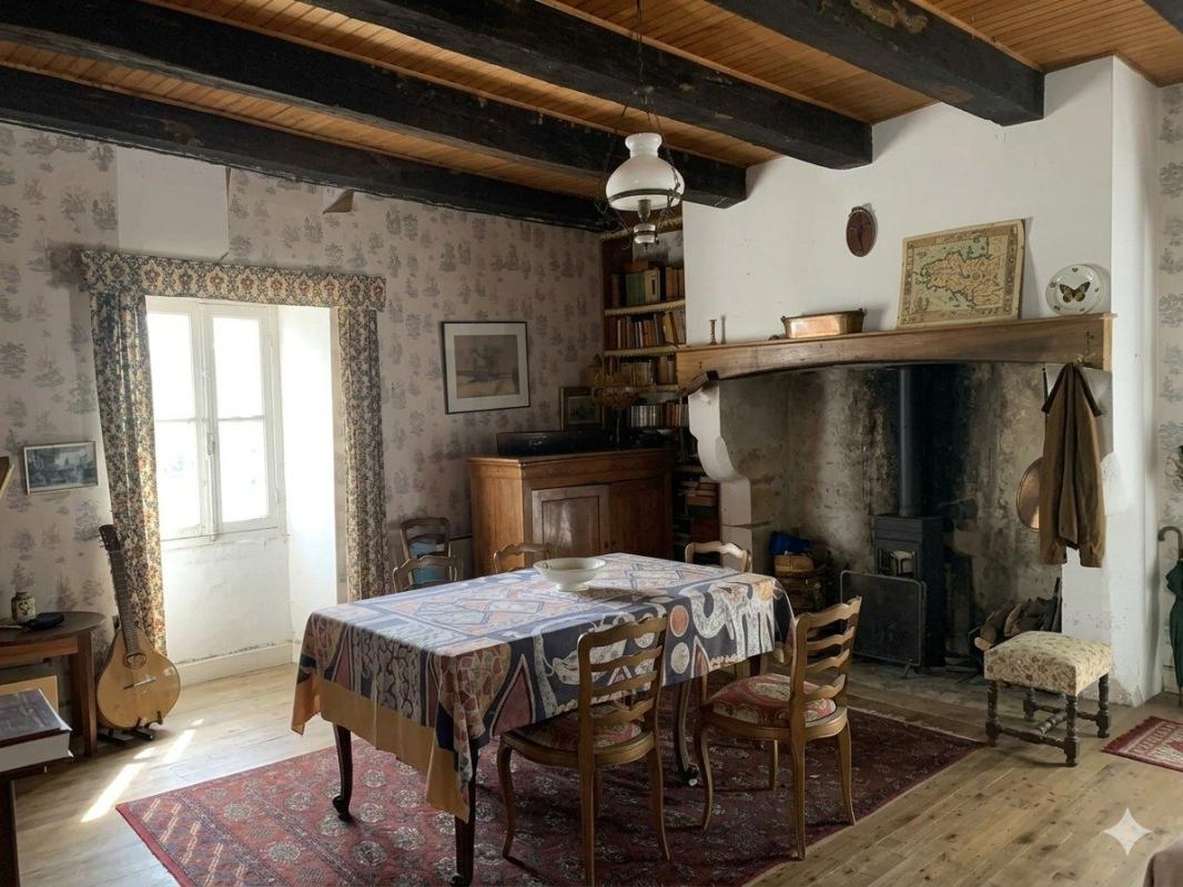 4 bedroom demeure in Theminettes, Lot, France