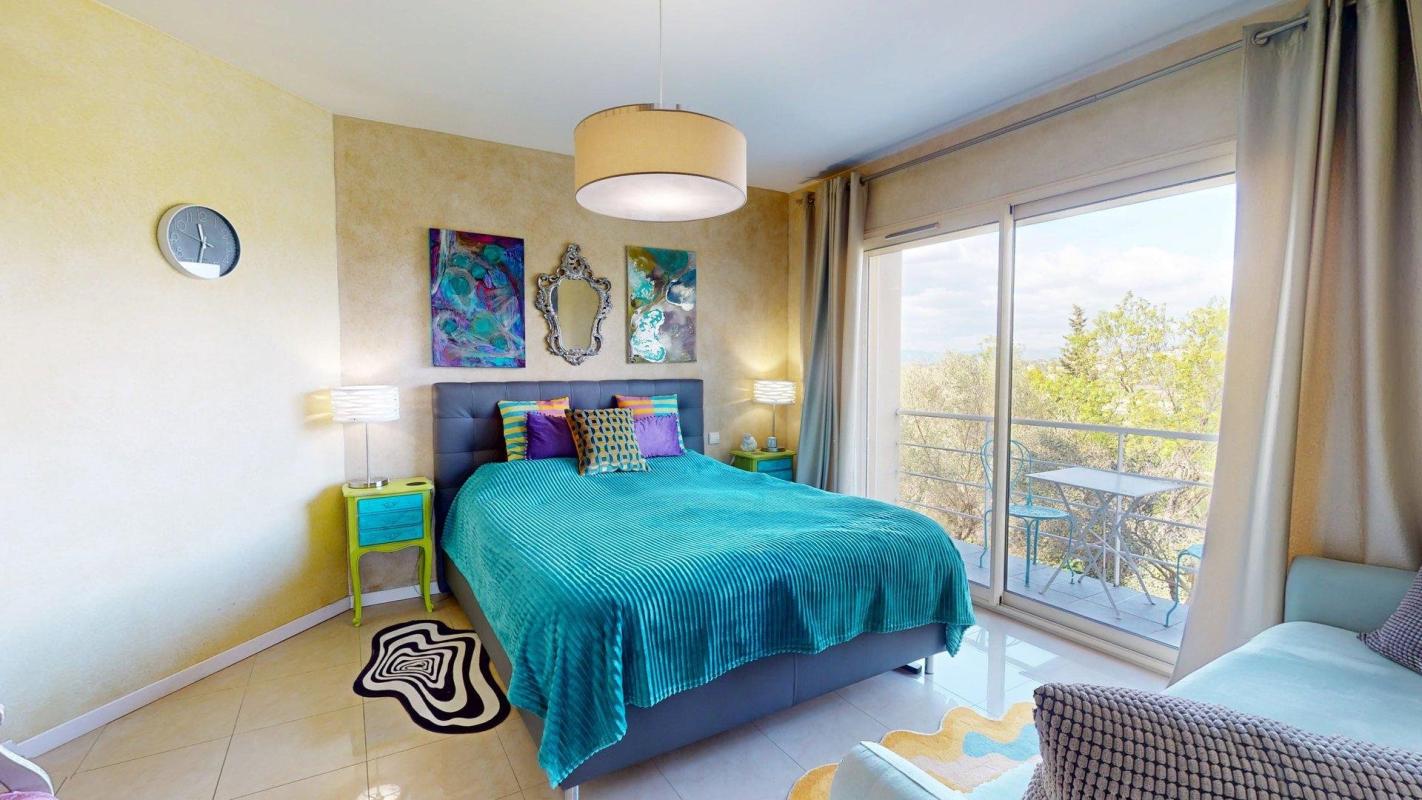 5 bedroom villa in Magalas, Hérault, France