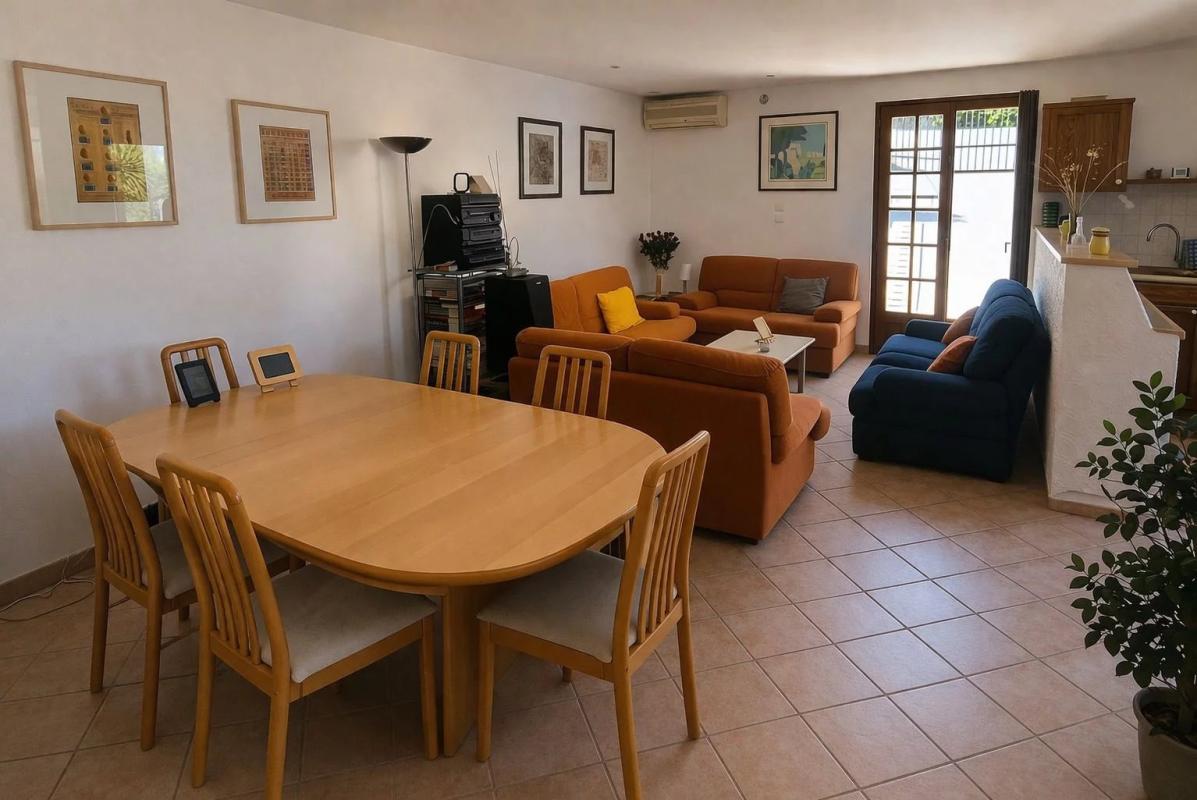 2 bedroom villa in Le Rouret, Alpes-Maritimes, France