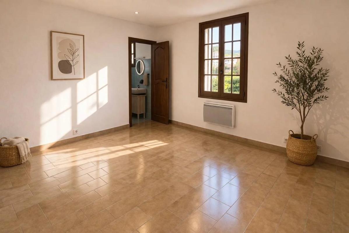 2 bedroom villa in Le Rouret, Alpes-Maritimes, France