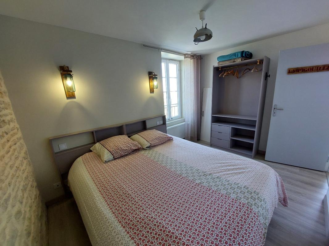 10 bedroom maison in La Ronde, Charente-Maritime, France