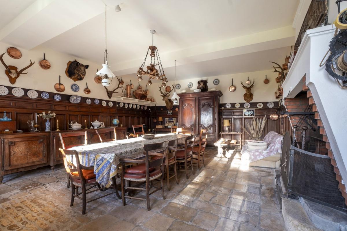 10 bedroom maison in Beauvoir Sur Niort, Deux-Sèvres, France