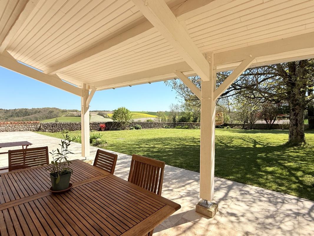 3 bedroom maison in Brossac, Charente, France