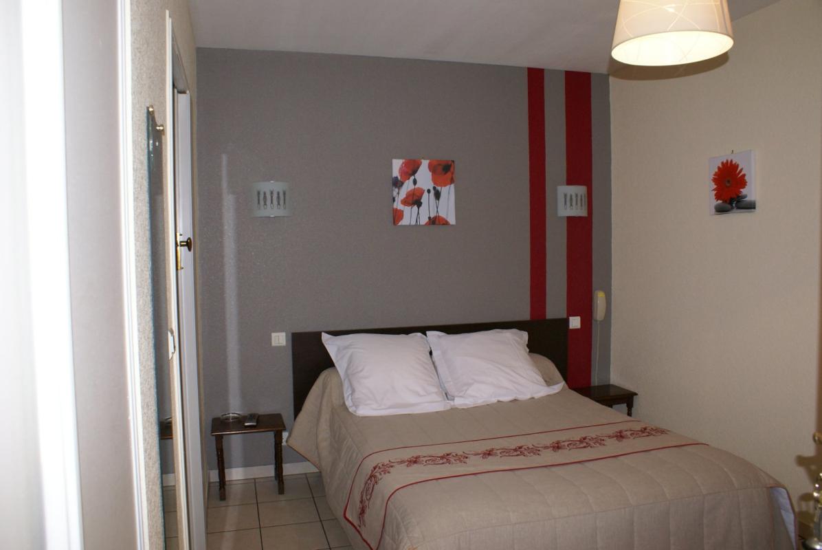 13 bedroom gite in Latouille Lentillac, Lot, France