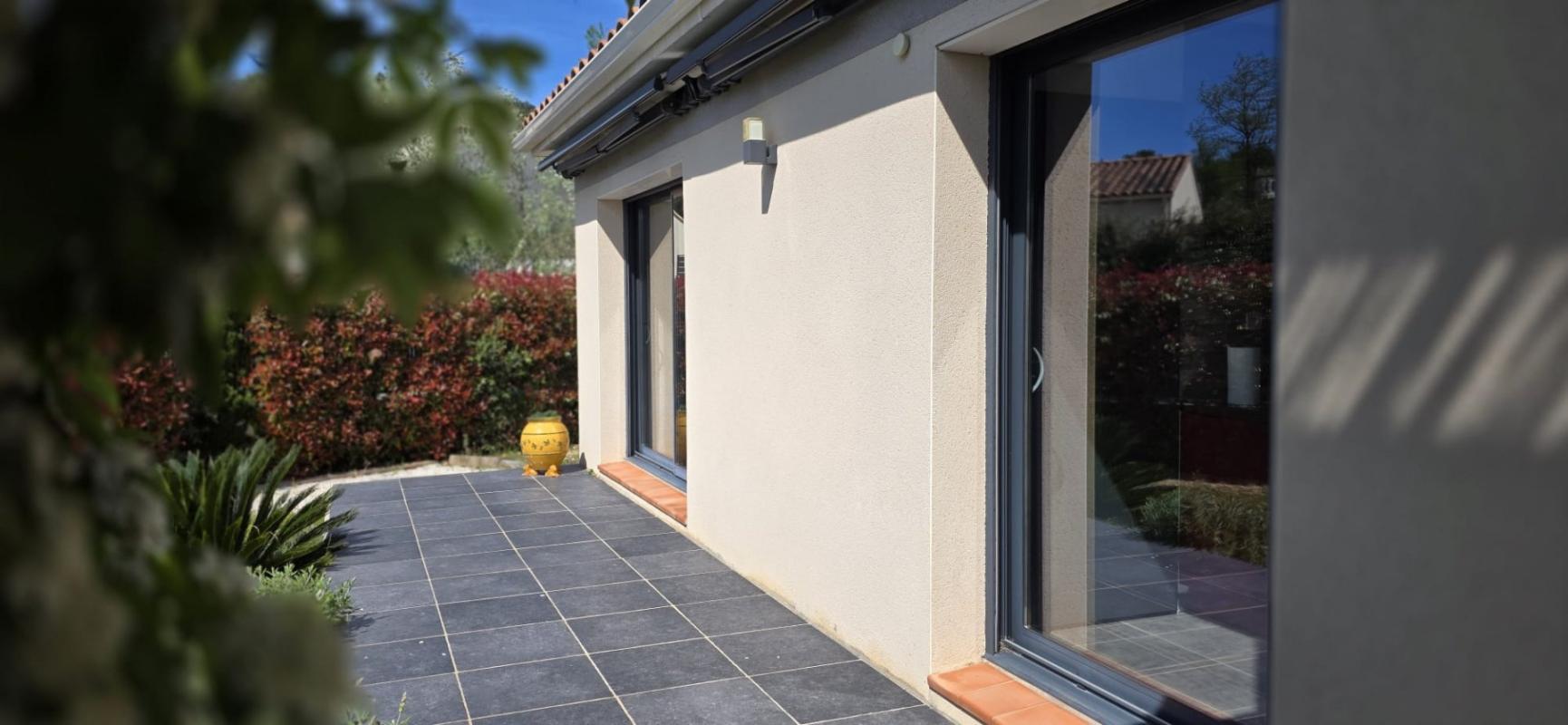 3 bedroom maison recente in Saint Laurent Des Arbres, Gard, France