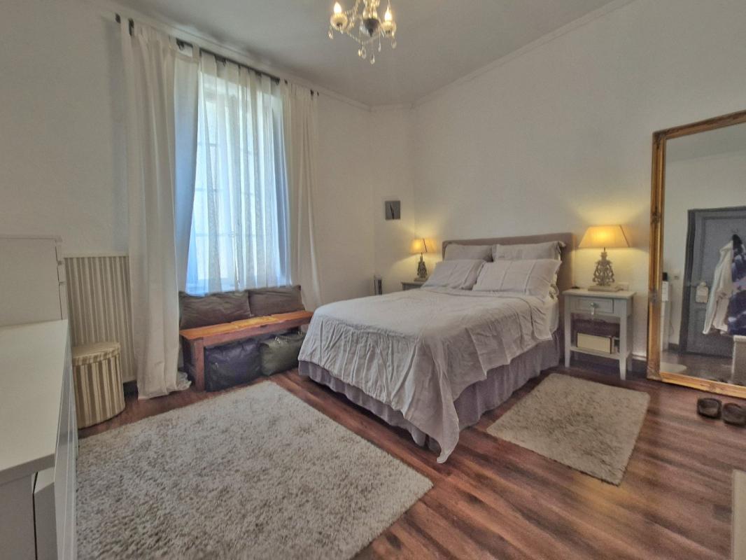 2 bedroom appartement bourgeois in Beziers, Hérault, France