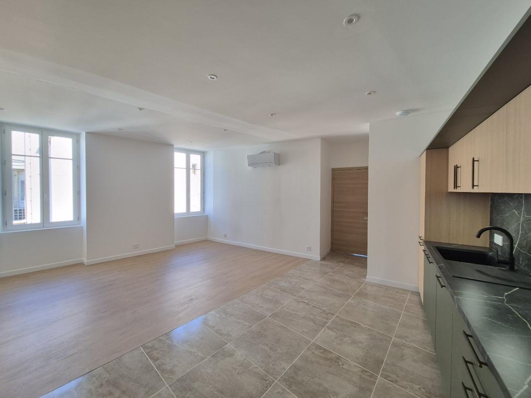 3 bedroom t4 in Millau, Aveyron, France