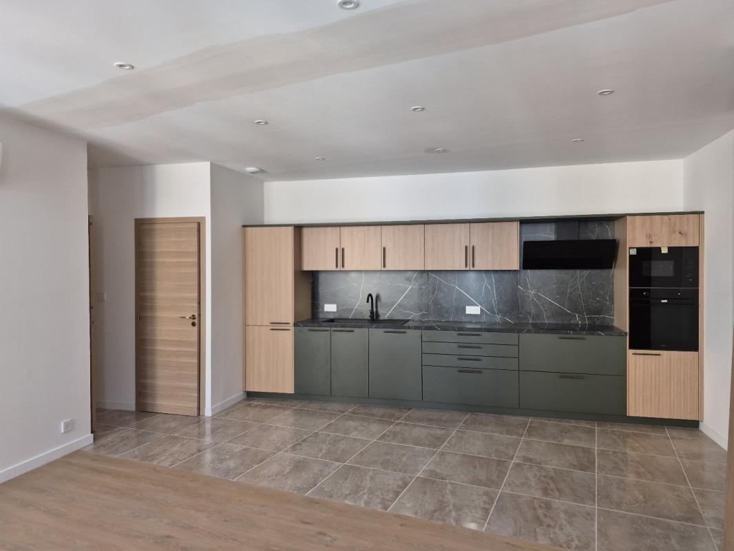 3 bedroom t4 in Millau, Aveyron, France