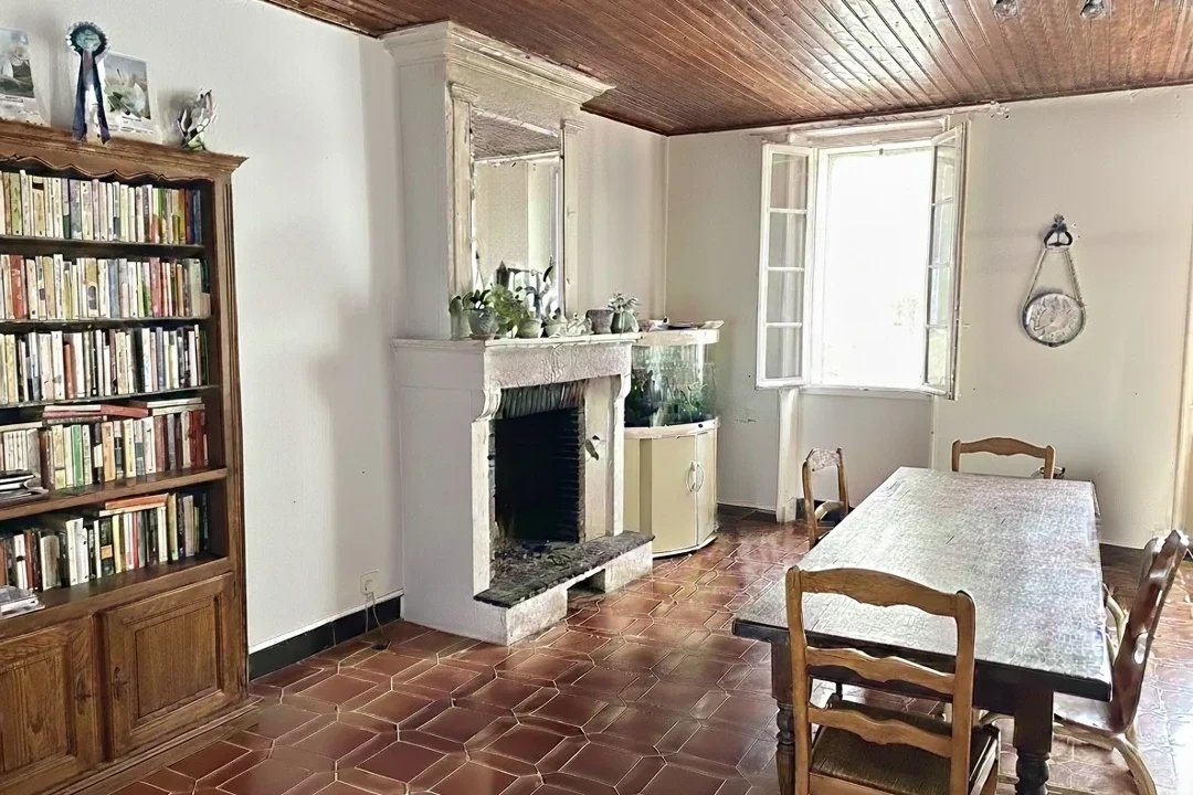 5 bedroom maison in Saint Crepin, Charente-Maritime, France