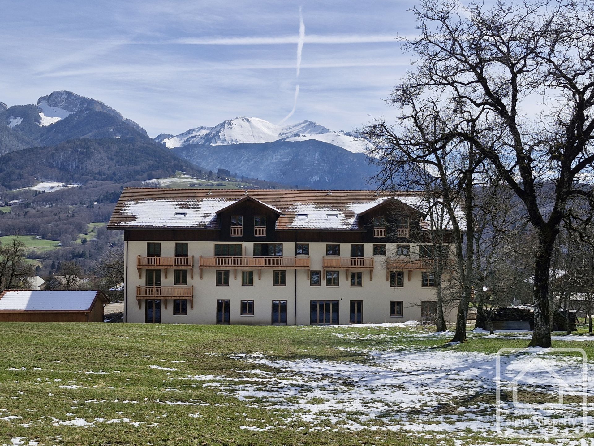 A 3-bed Duplex Apartment In Shell Condition (102.50 M²), Offering A Blank Canvas For Complete Fit-out, With An Ensuite Master Bedroom And Second Bathroom – CHAMPSB10