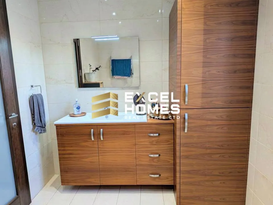 3 bedroom Maisonette in St Julians, Malta – 67690