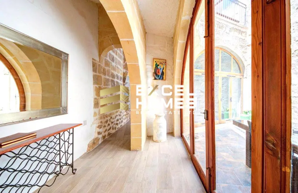 4 bedroom Farmhouse in Ghasri, Malta – 67670