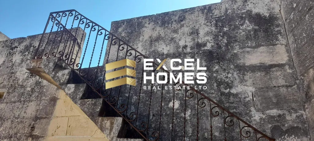 5 bedroom Townhouse in Zebbug, Malta – 67668