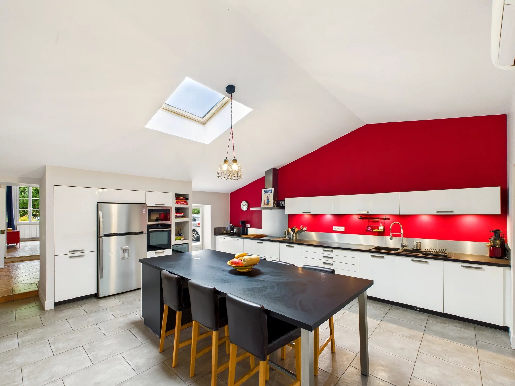 Exceptional stone Girondine house with annex, pool and garden near Bordeaux and Saint Emilion., Aquitaine – France – BVI82108