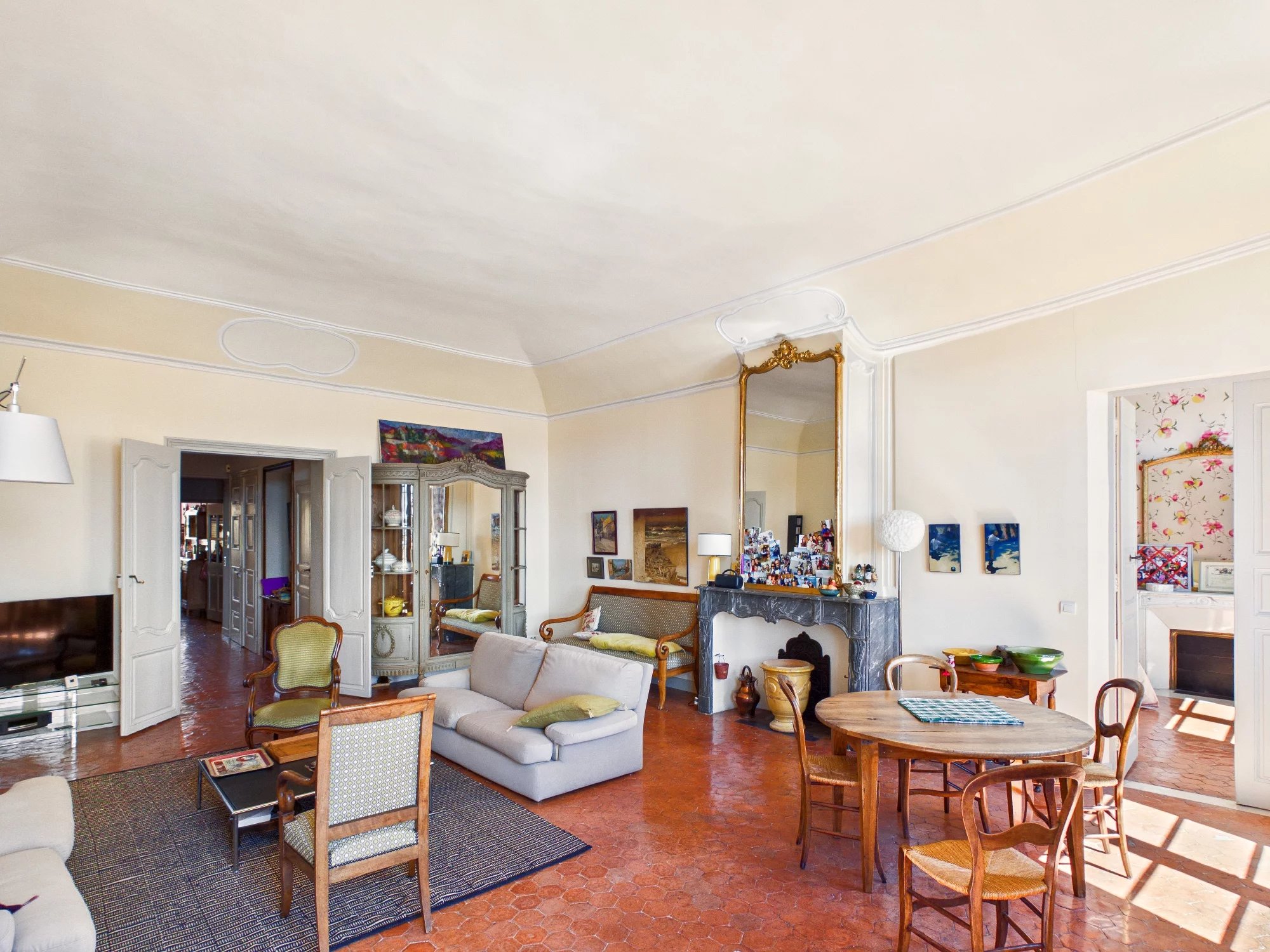 EMPTY, Provence-Alpes-Côte d’Azur – France – BVI85072