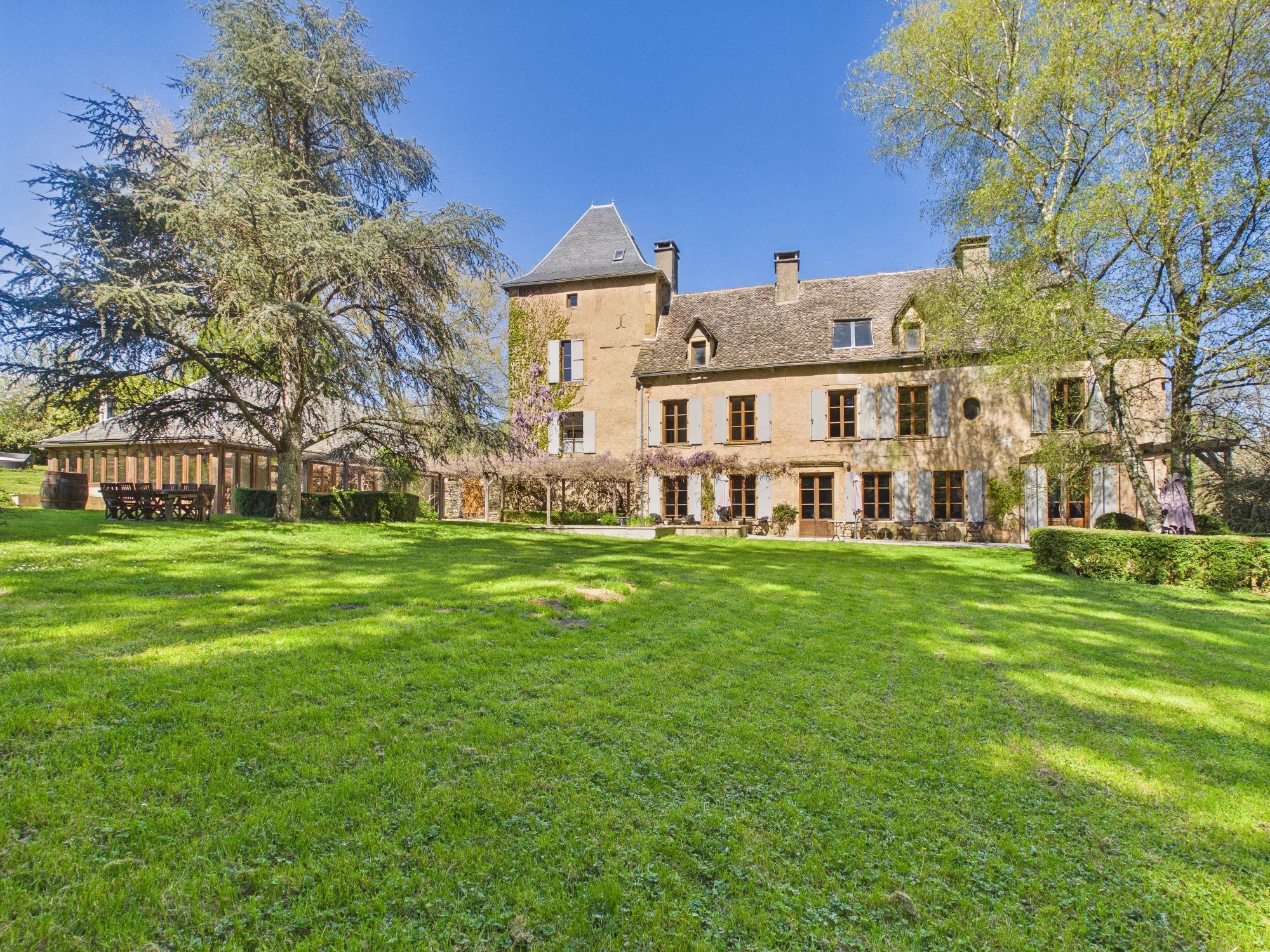 Prestigious Stone Estate with Private Lake and Independent Annexe, Midi-Pyrénées – France – BVI81600