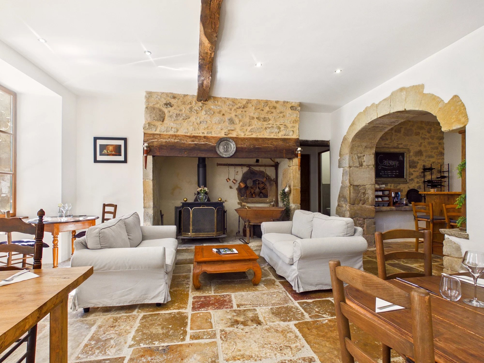 Prestigious Stone Estate with Private Lake and Independent Annexe, Midi-Pyrénées – France – BVI81600