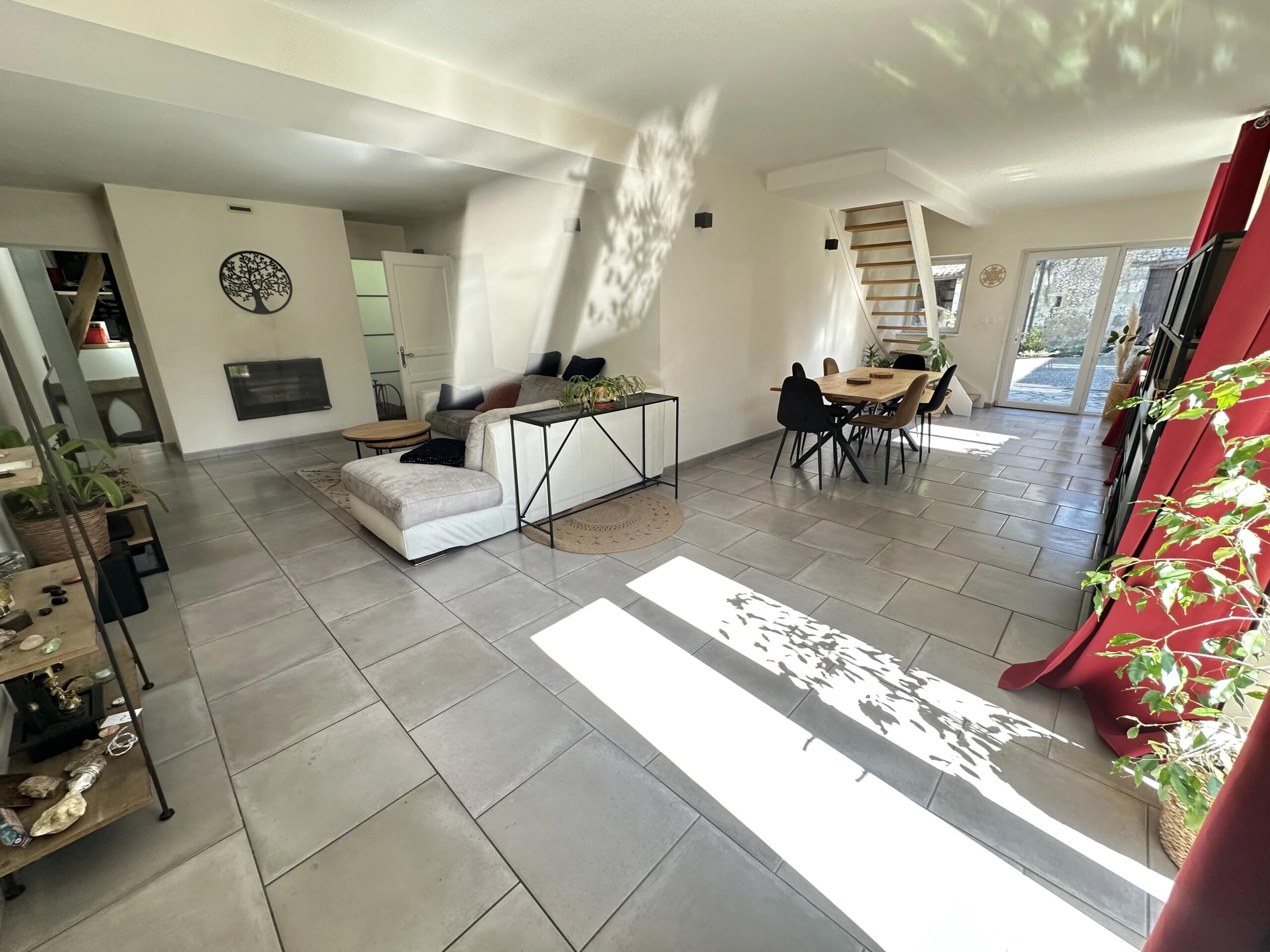 Charming Estate with Guest House, Pool, Ponds and Outbuildings in Dordogne – approx. 1 hour from Bordeaux, 30 minutes from Bergerac and Périgueux, Aquitaine – France – BVI83739