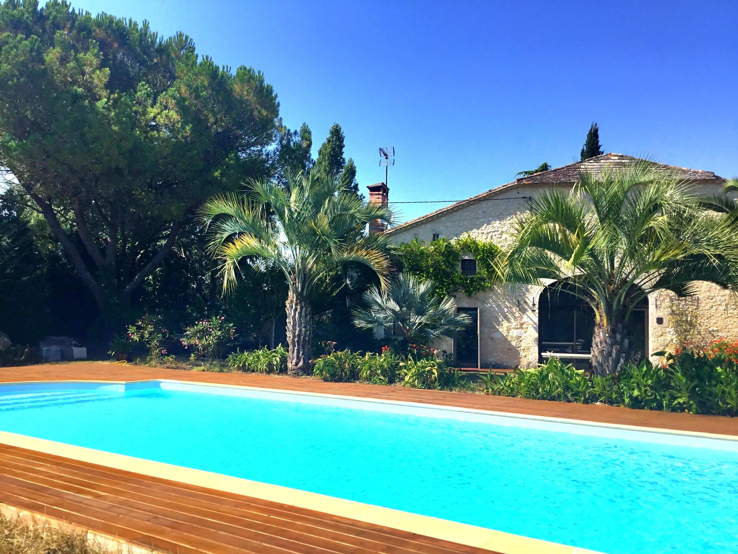 A delightful, traditional stone house full of character and original features, Aquitaine – France – BVI83622