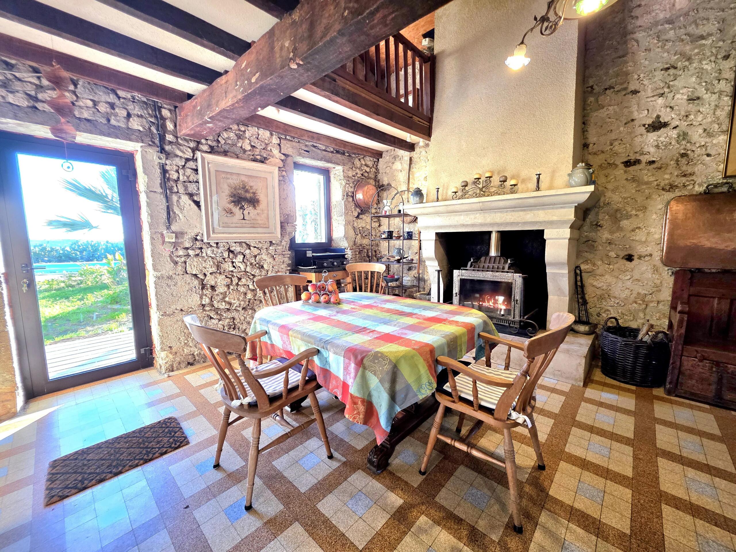 A delightful, traditional stone house full of character and original features, Aquitaine – France – BVI83622