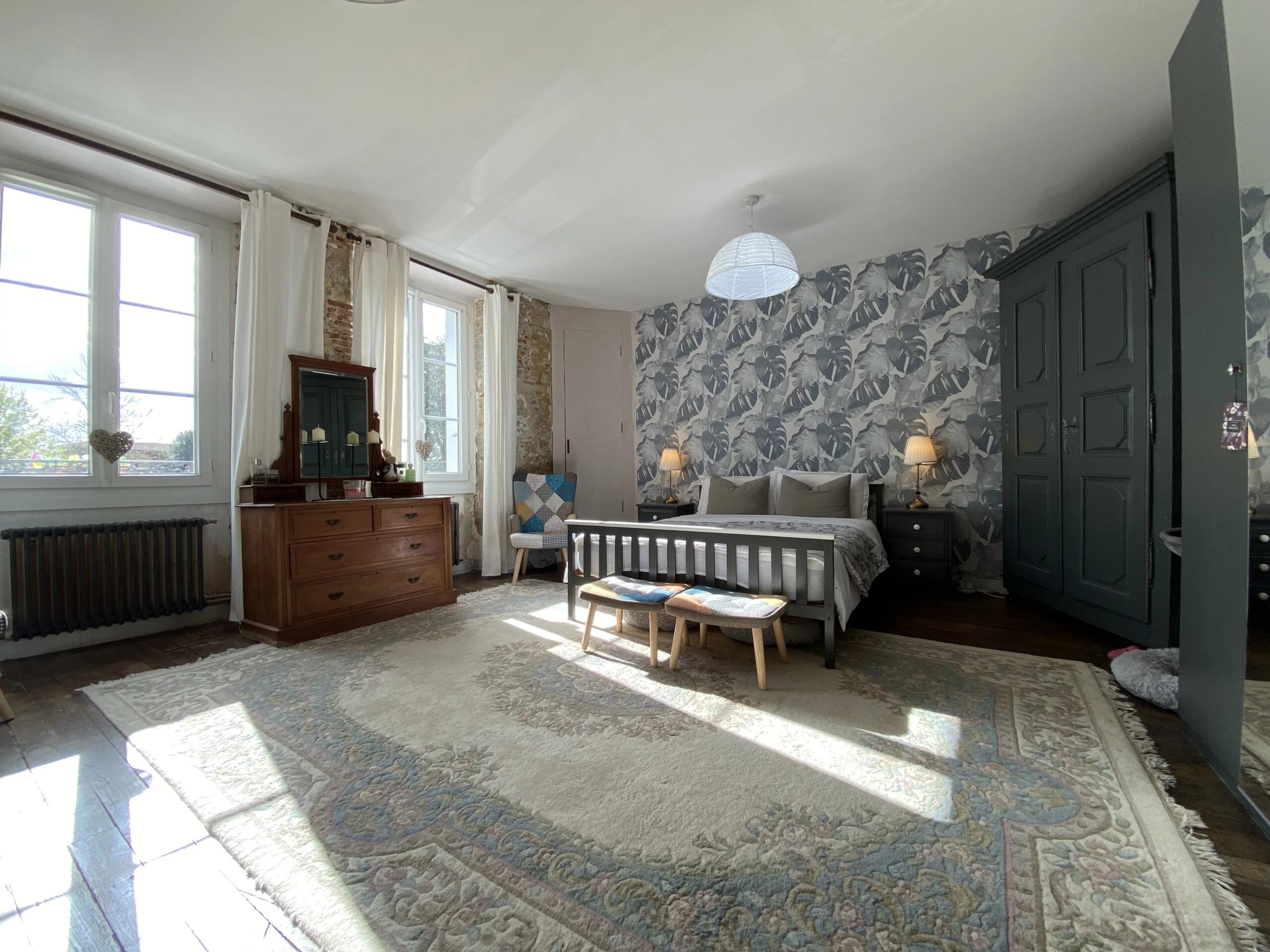 House with 3 income-generating apartments and 4th potential, Limousin – France – BVI84843