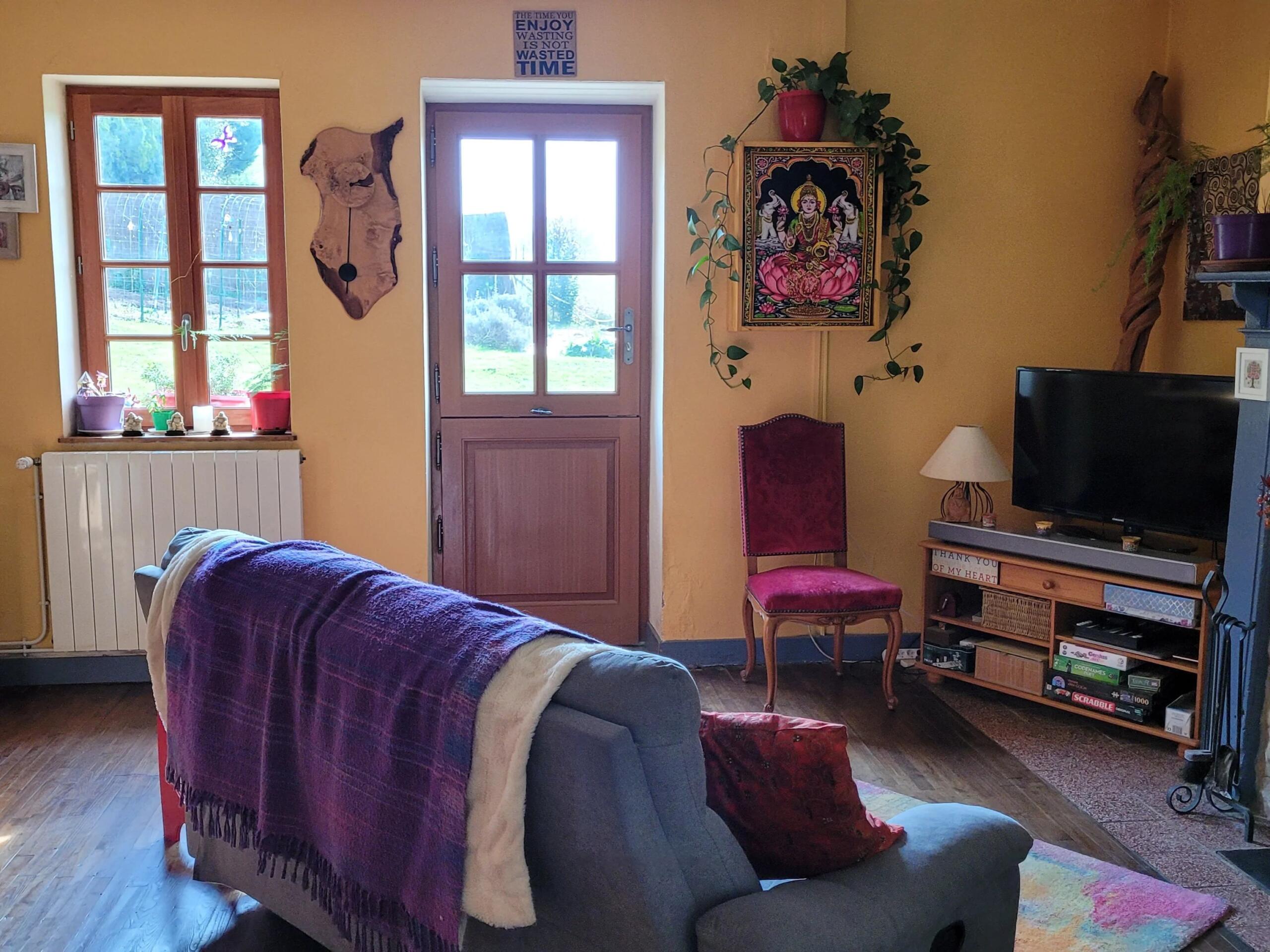 Charming Stone Cottage with Pool and Garden in a Peaceful Hamlet Setting, Aquitaine – France – BVI84787