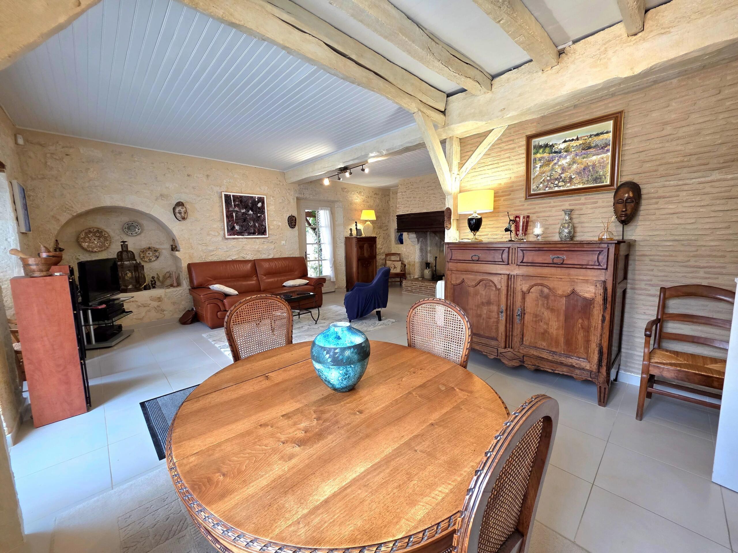 Pretty Stone property with multiple terraces and views beyond, Aquitaine – France – BVI84674