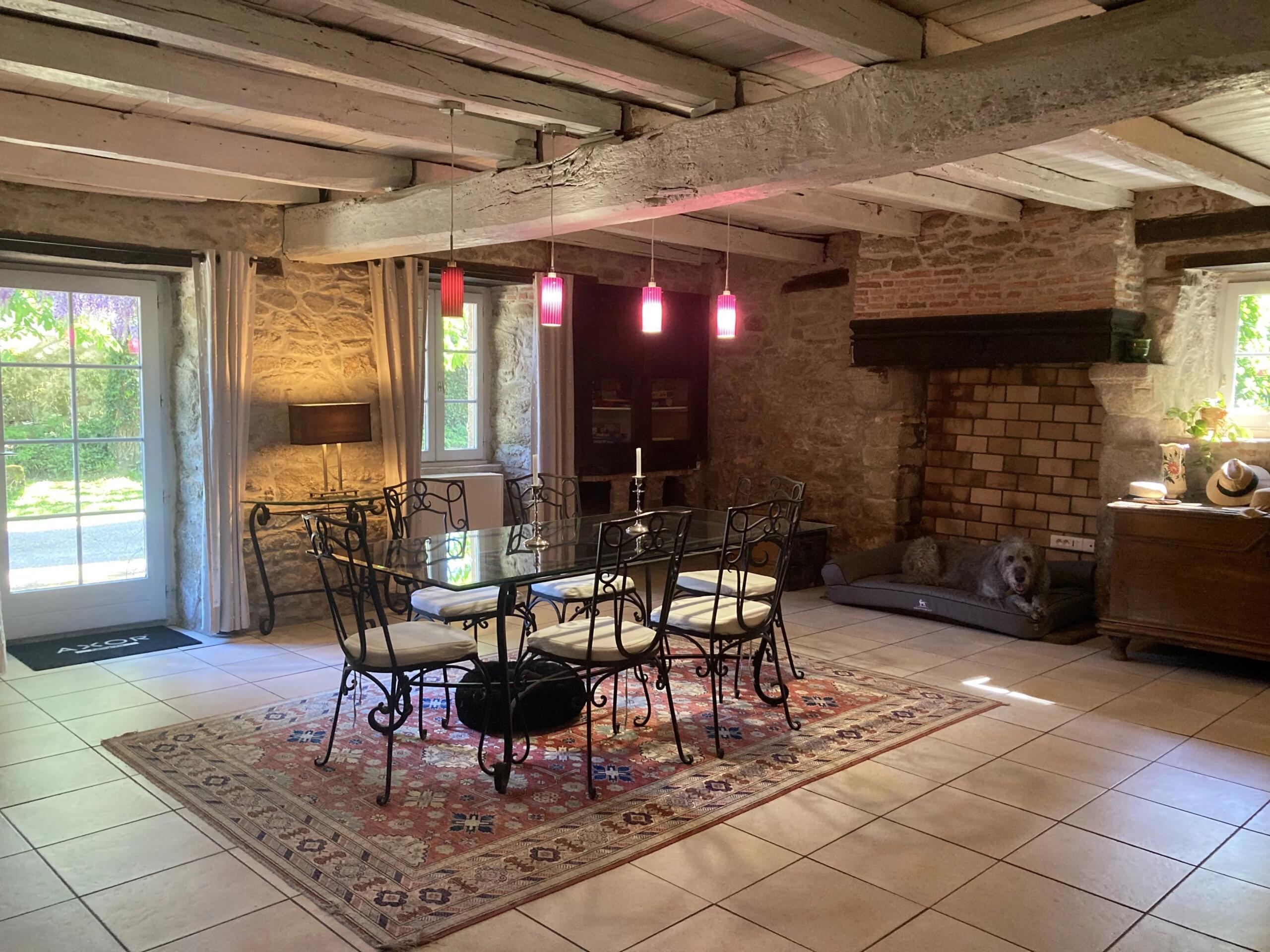 Stunning Maison de Maitre with 2 hectares, Poitou-Charentes – France – BVI85091