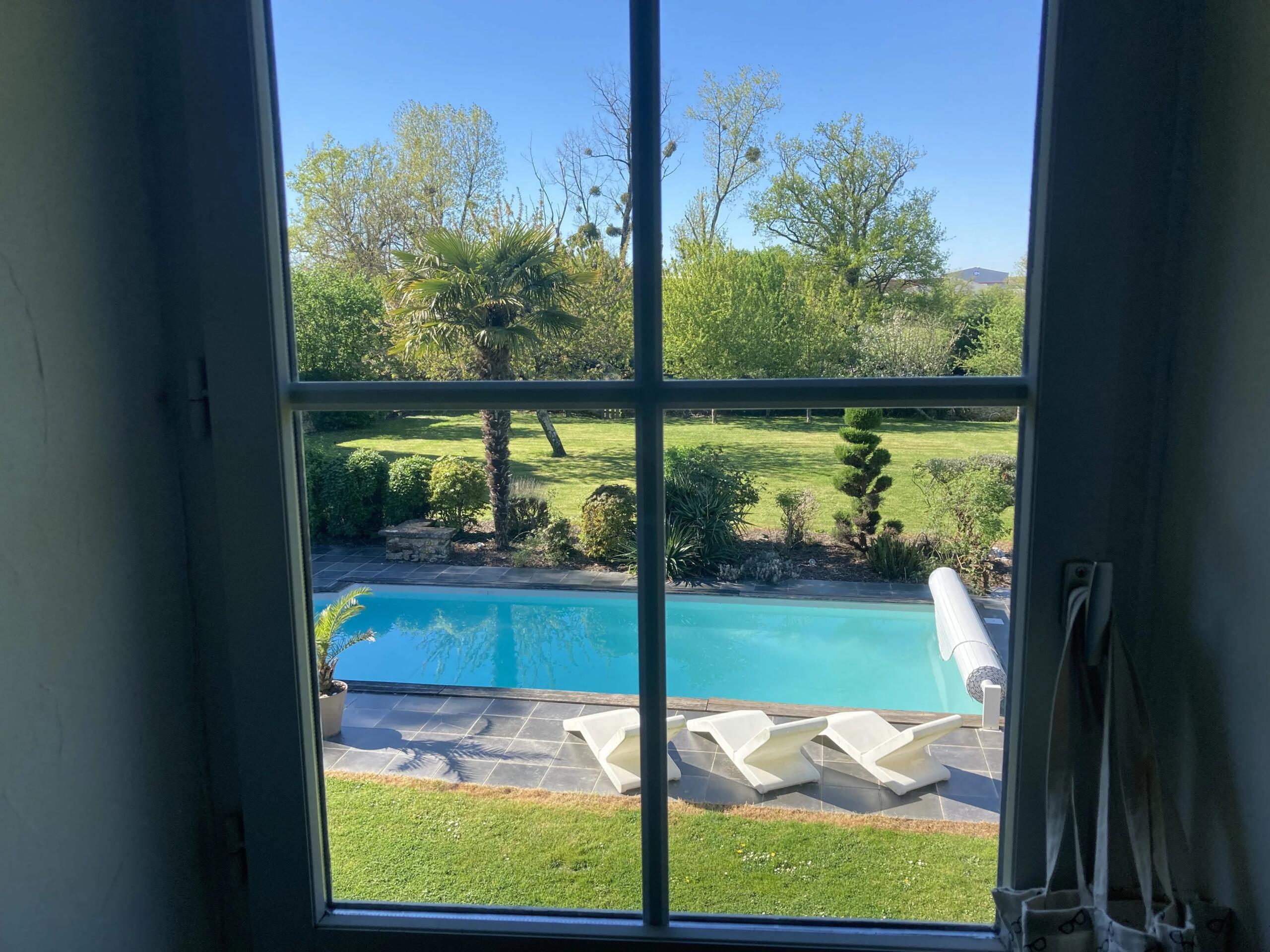 Stunning Maison de Maitre with 2 hectares, Poitou-Charentes – France – BVI85091