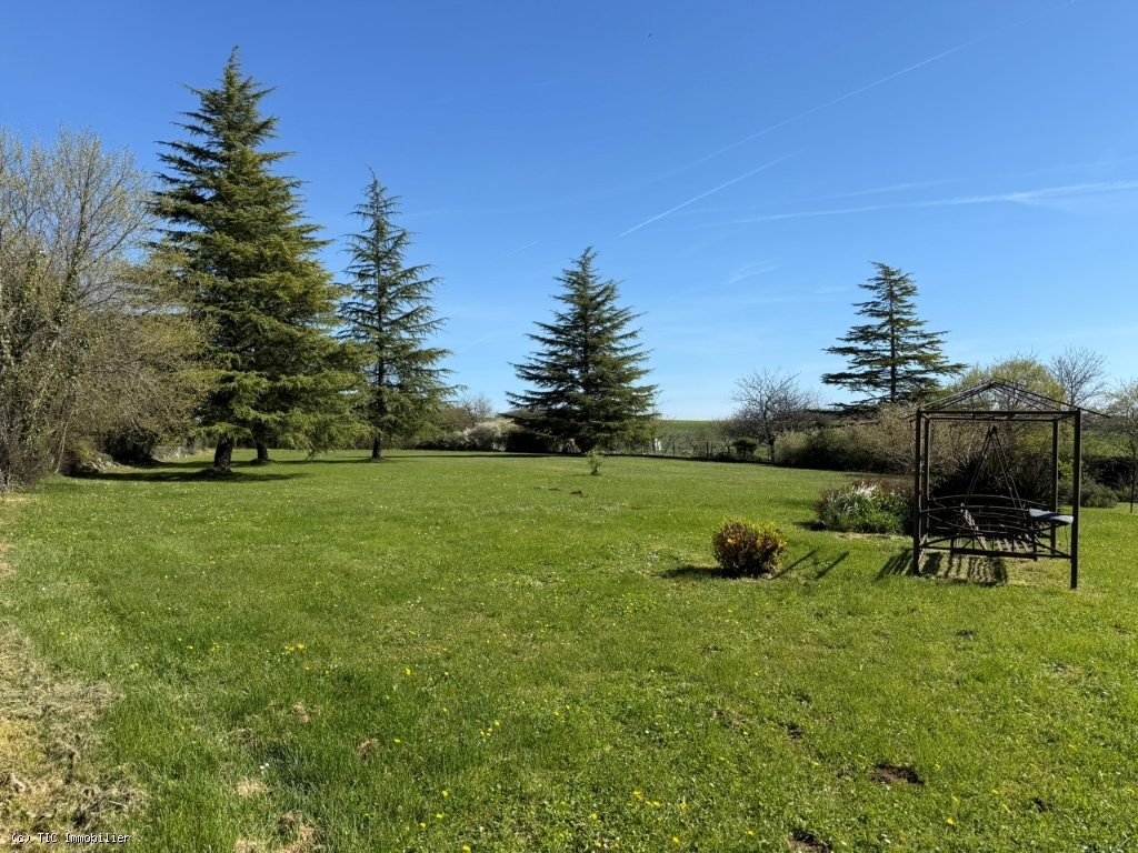 4 bedroom House in Mansle, France – r7460