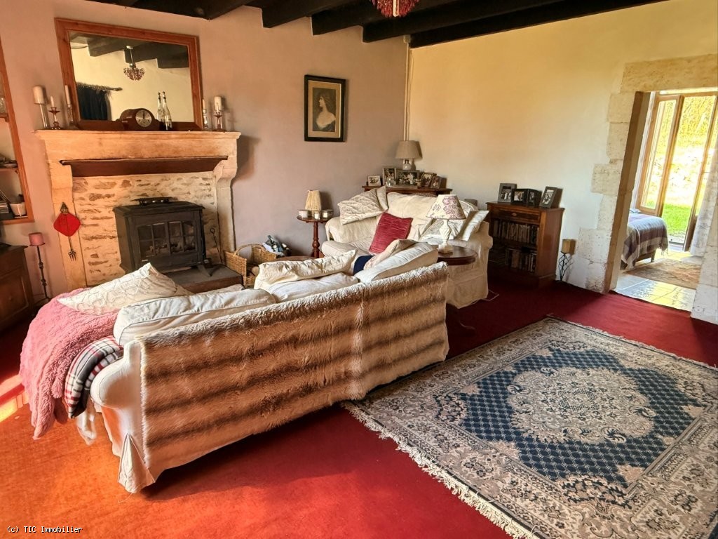 4 bedroom House in Mansle, France – r7460