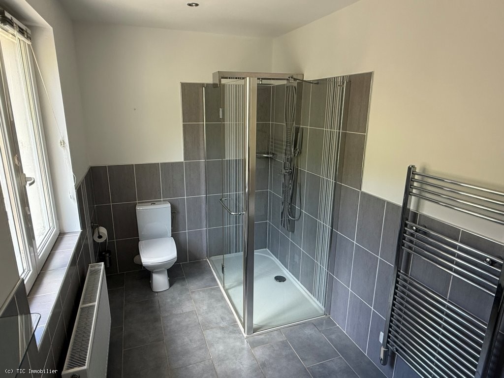 2 bedroom House in Civray, France – r7453