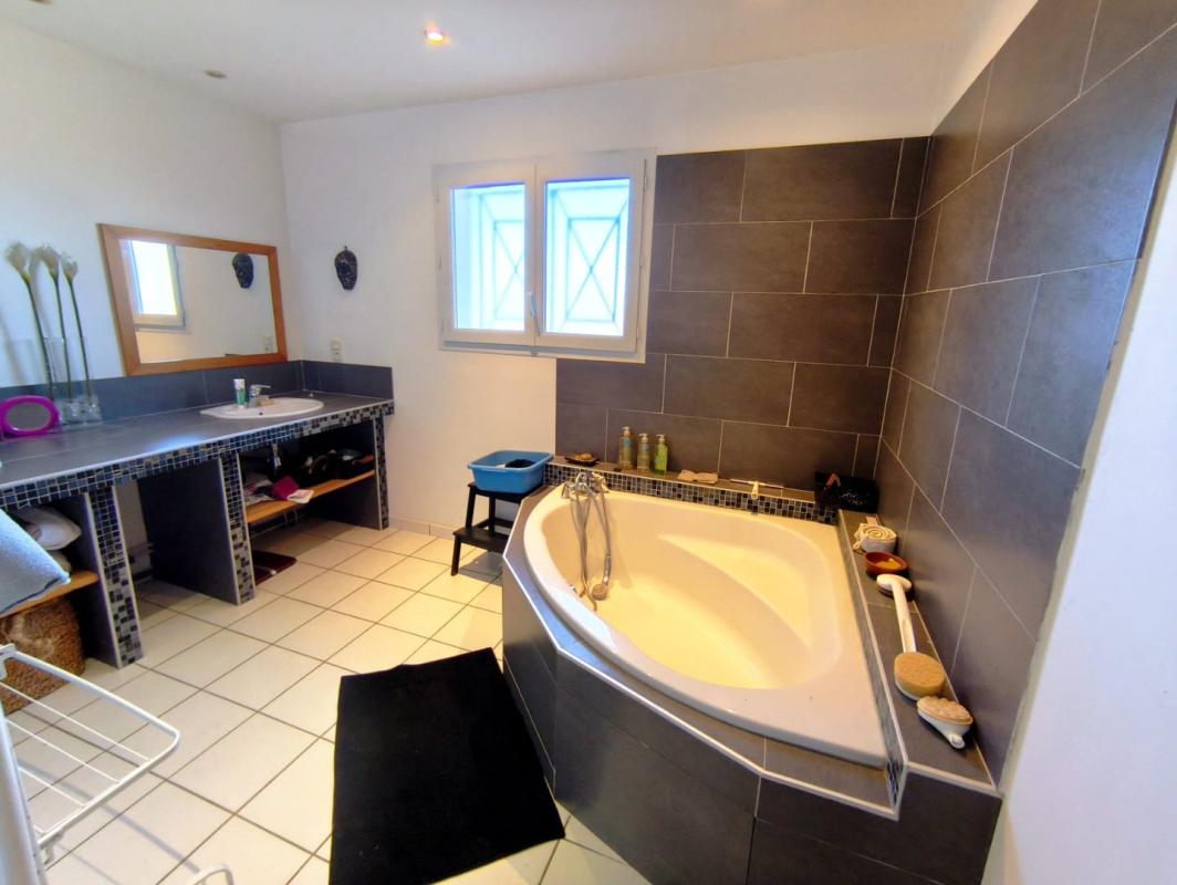 4 bedroom maison in Moissac, Tarn-et-Garonne, France