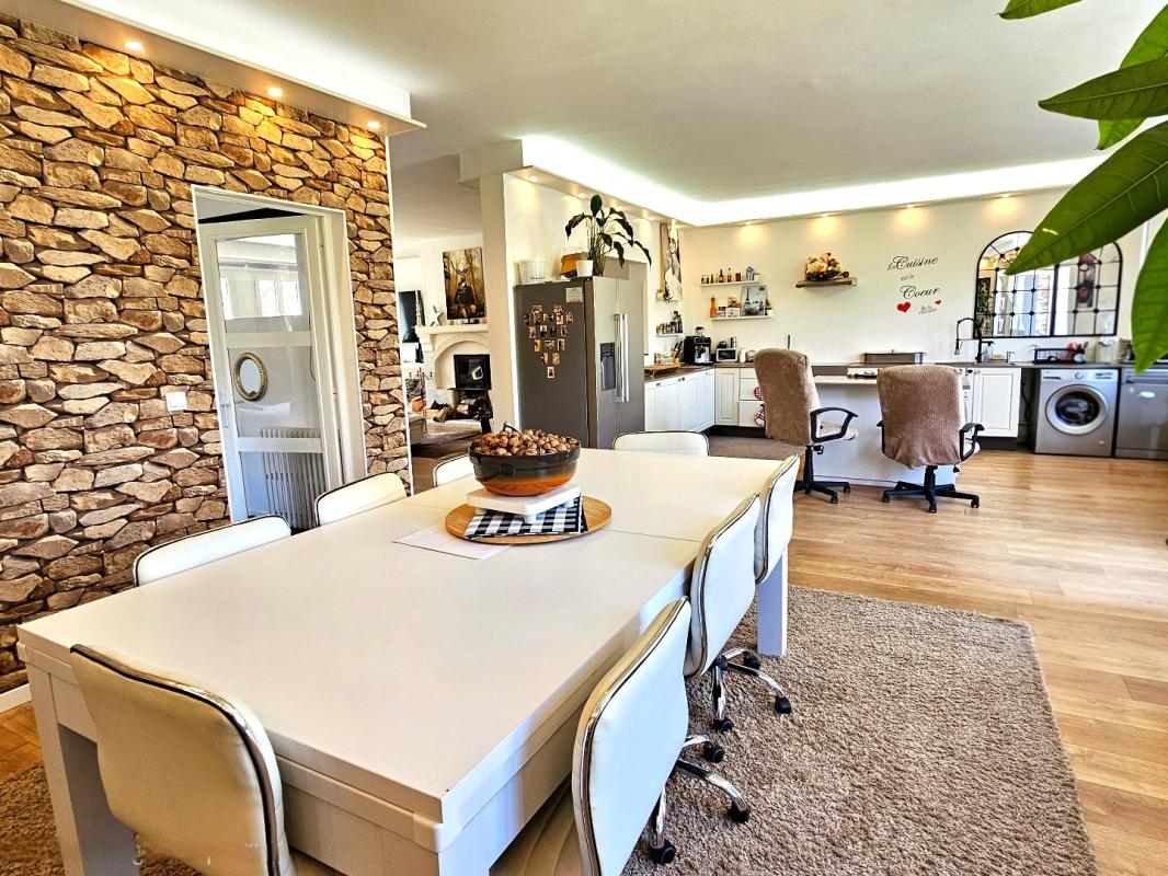 5 bedroom maison in Montferrier, Ariège, France