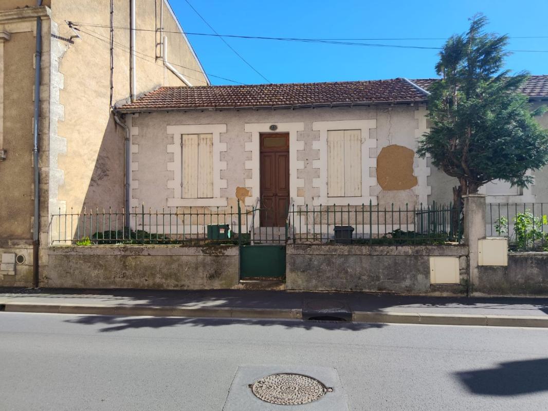 2 bedroom maison in Perigueux, Dordogne, France