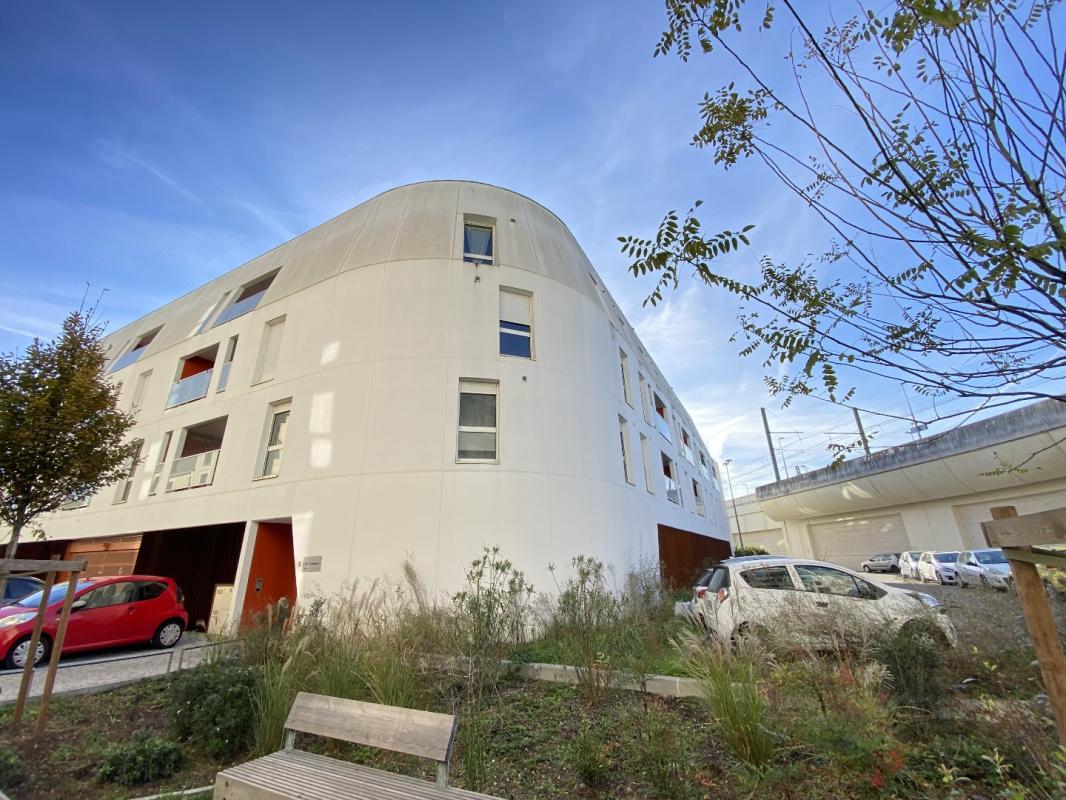 3 bedroom appartement neuf in Cenon, Gironde, France