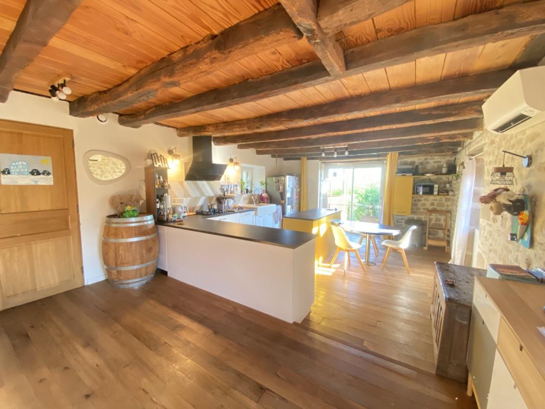 4 bedroom propriete in Vegennes, Corrèze, France