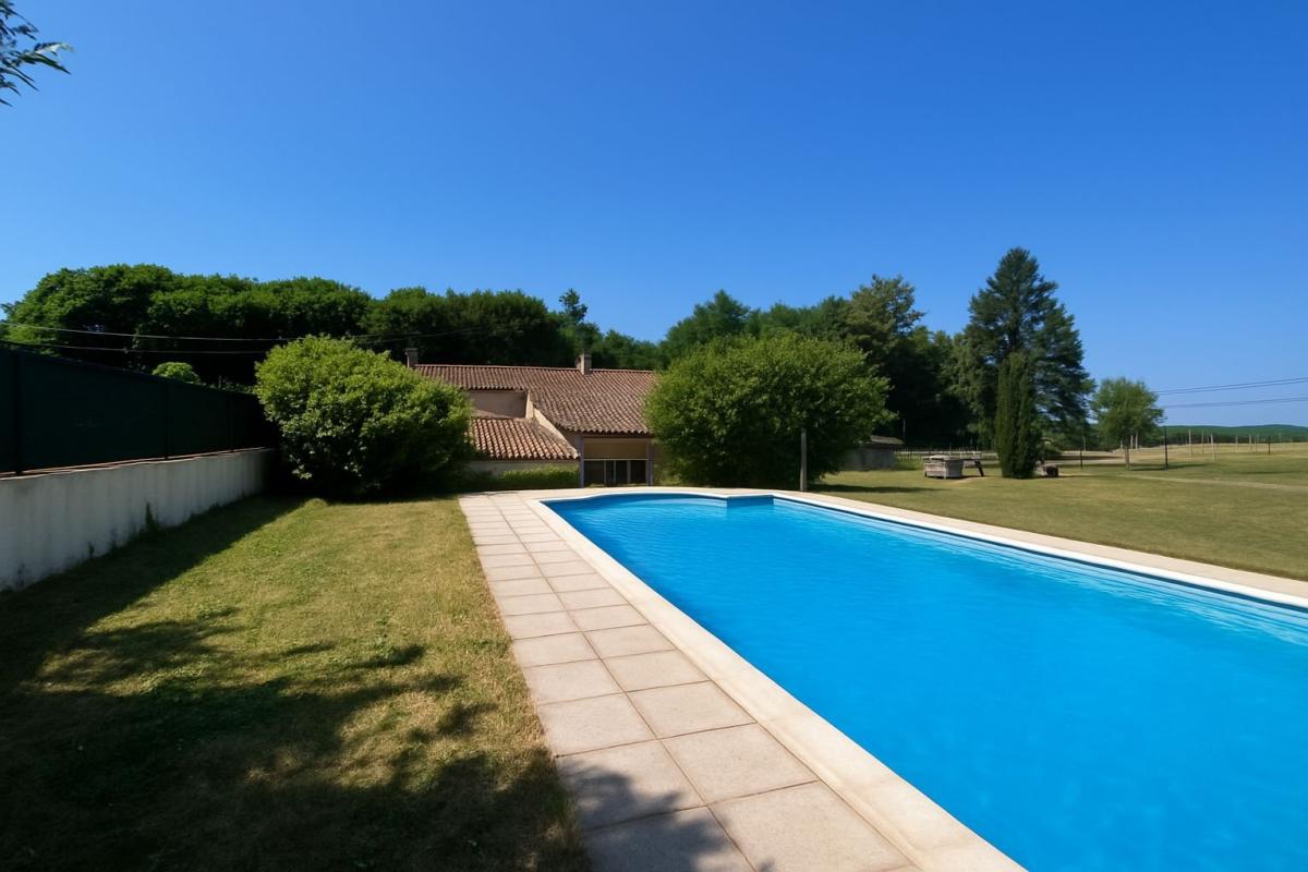 6 bedroom maison in Balanzac, Charente-Maritime, France