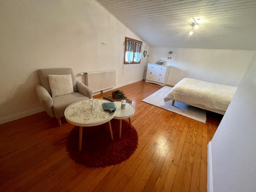 5 bedroom maison in Romegoux, Charente-Maritime, France