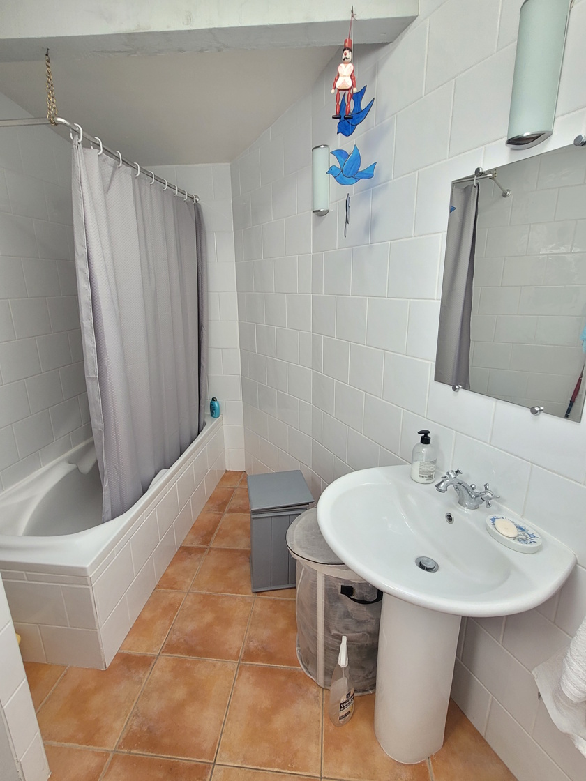 3 bedroom House in Cessenon Sur Orb, Herault, France – sc99000e