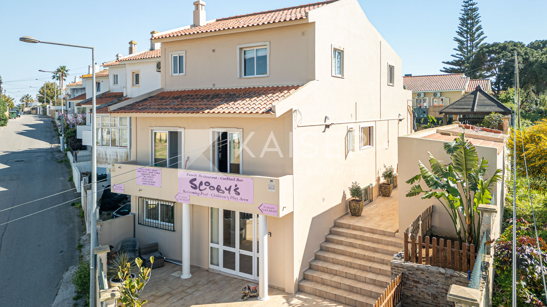 3 bedroom Townhouse house in Albufeira, Portugal – KP1337