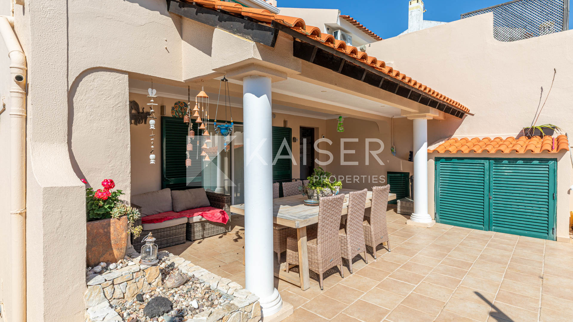 3 bedroom Townhouse house in Albufeira, Portugal – KP1337