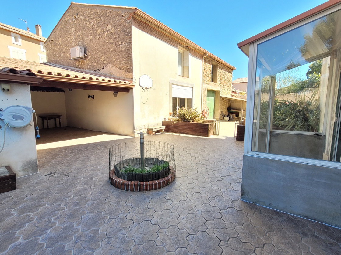 3 bedroom House in Capestang, Herault, France – qc302400e