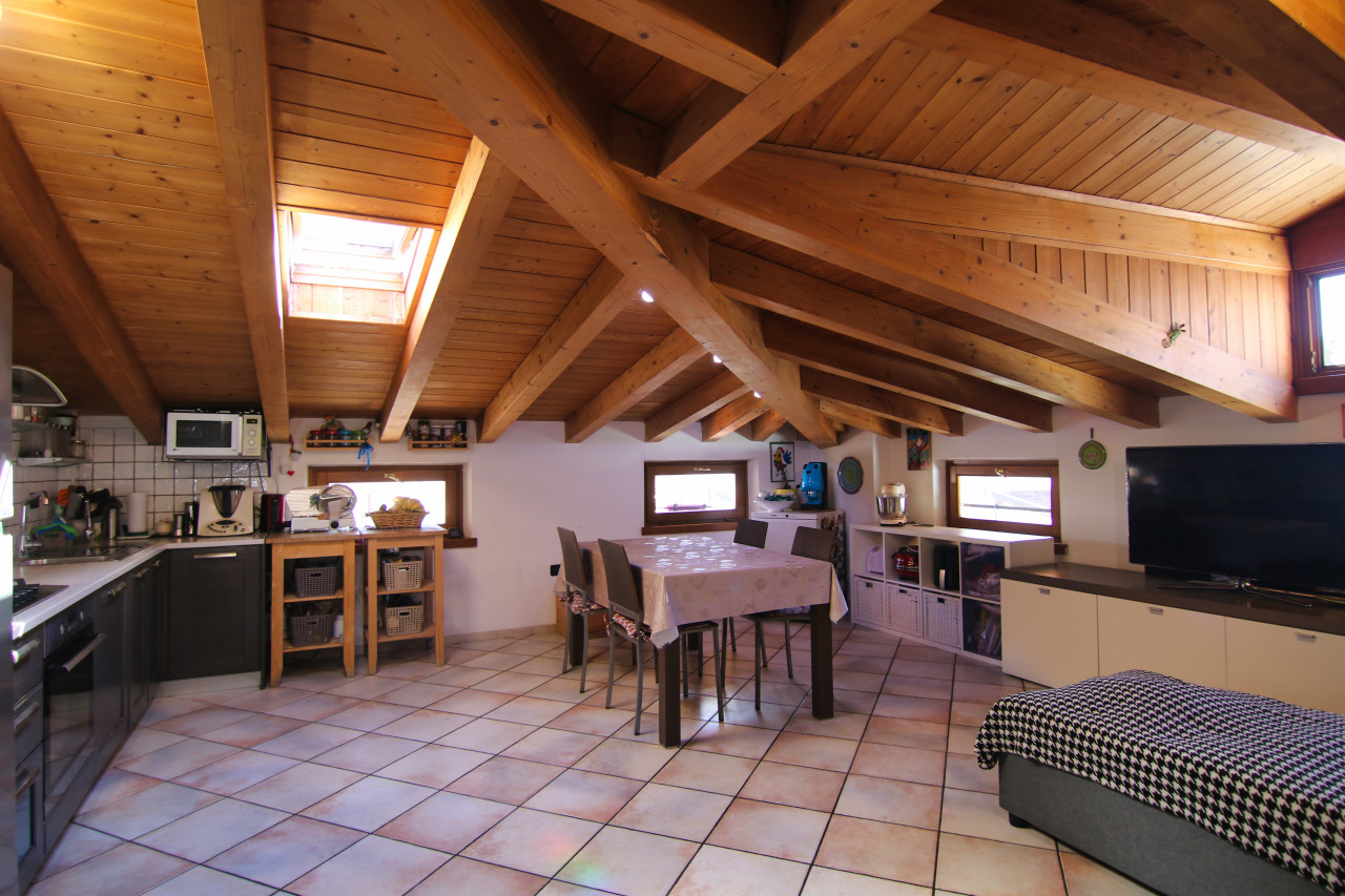 Appartamento tra le nuvole di Dro – V003251