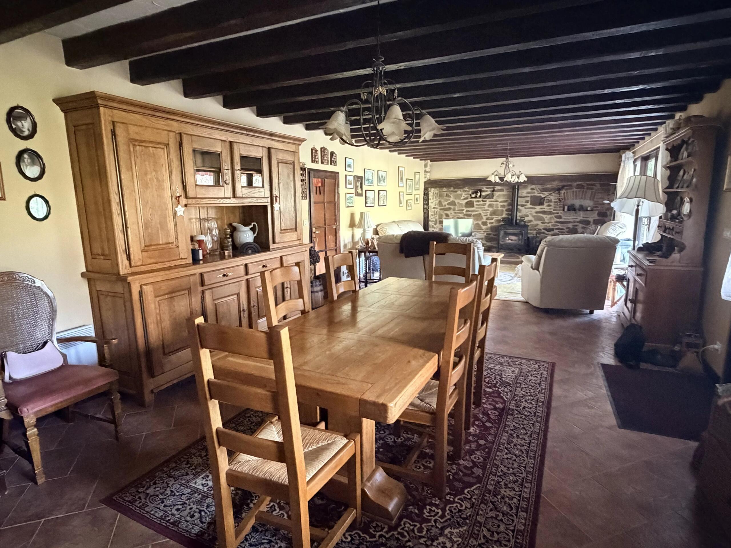 Breathtaking lake views paired with a detached bungalow set within beautiful private gardens., Limousin – France – BVI85151
