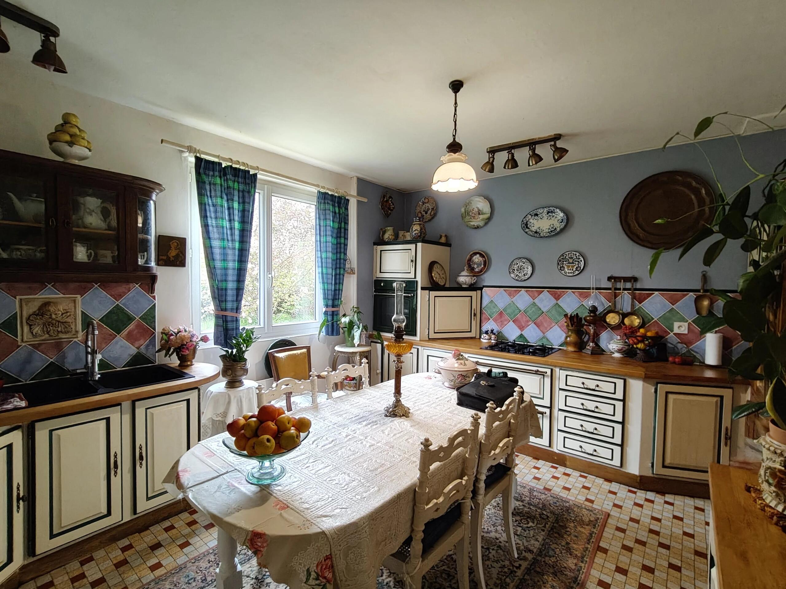 Peaceful Country Property with Guest House and Scenic Views, Poitou-Charentes – France – BVI85274