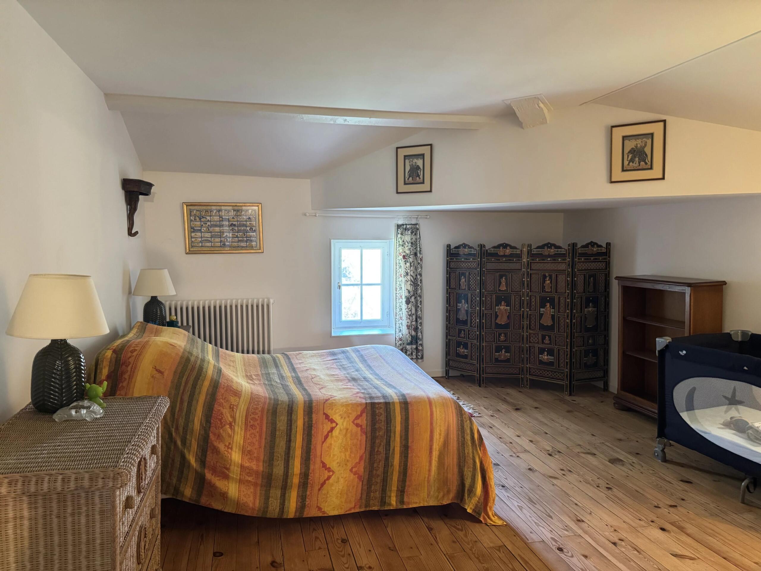 Character stone house with independent studio, Aquitaine – France – BVI69508