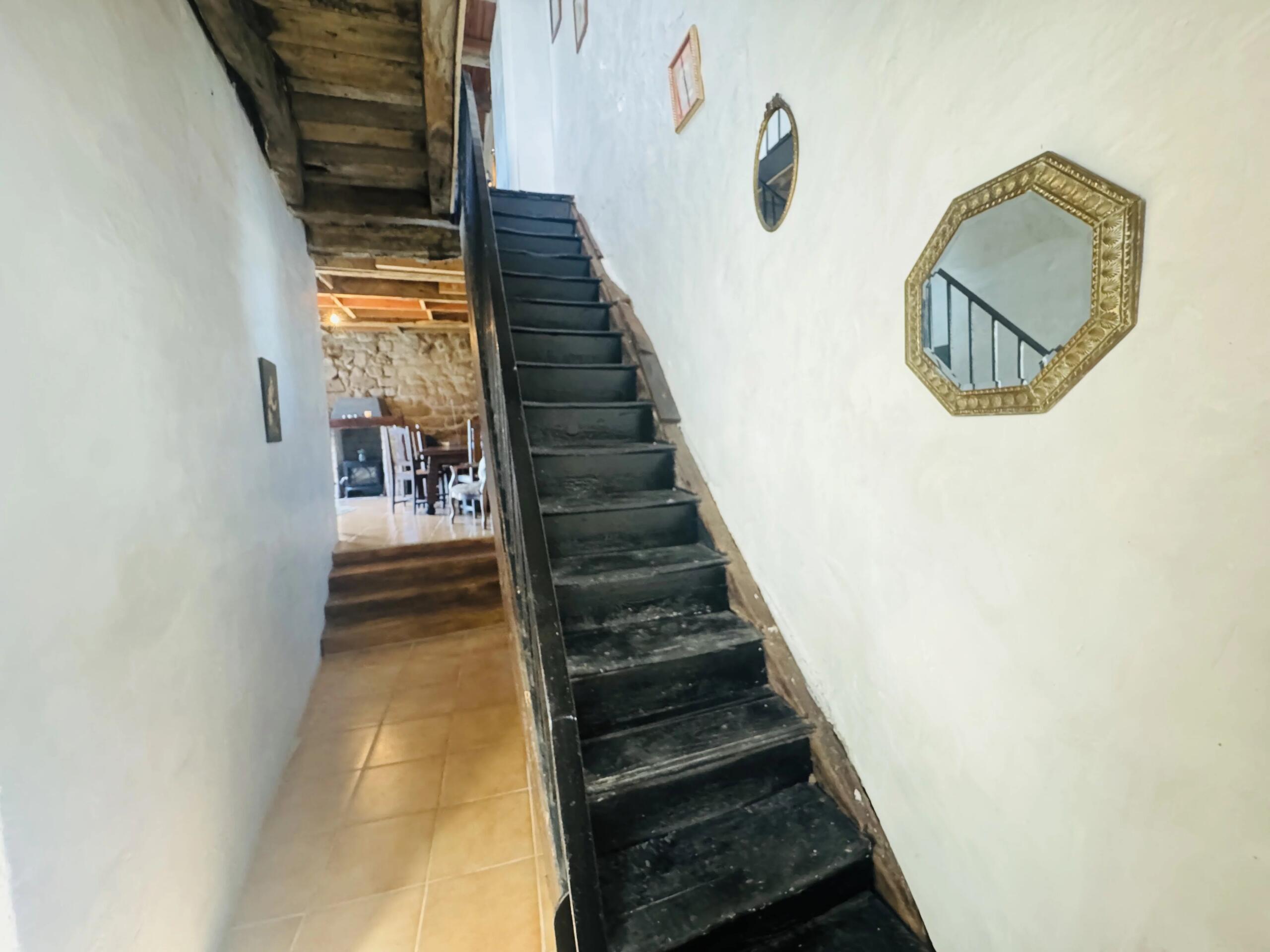Charming Village House with Balcony and Panoramic Views, Midi-Pyrénées – France – BVI84552