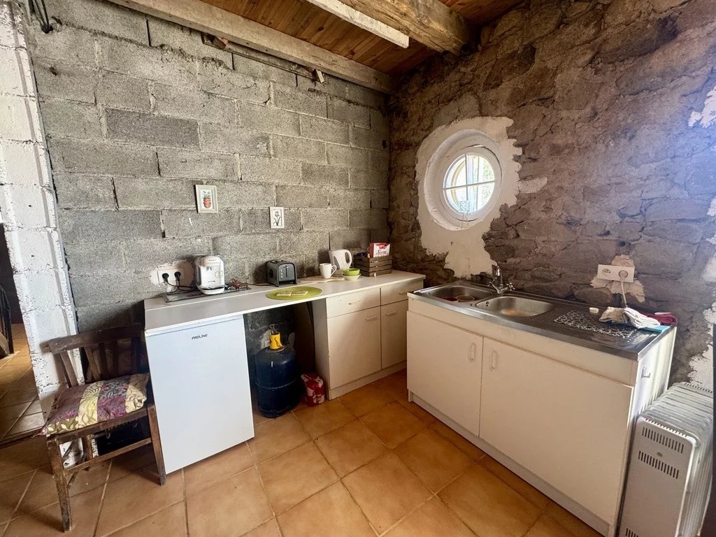 Charming Village House with Balcony and Panoramic Views, Midi-Pyrénées – France – BVI84552